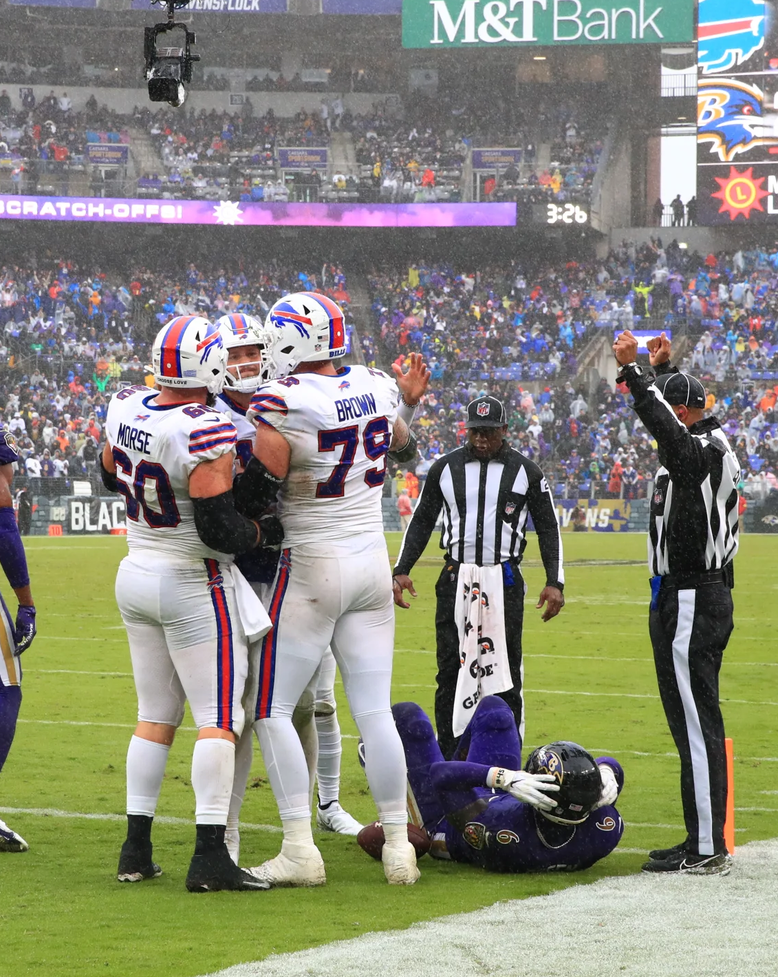 Barry Anderson and Alonso Ramsey (Bills)